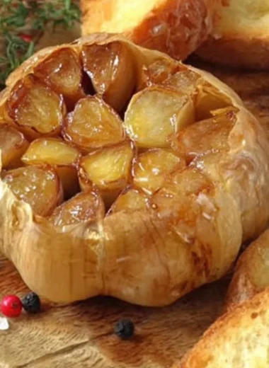 Delicious air fryer roasted garlic cloves ready to enhance your meals.