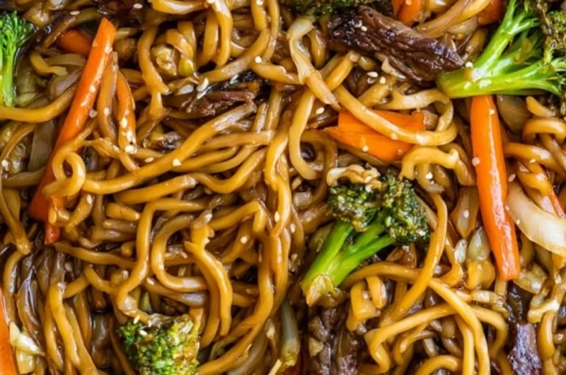 A hearty bowl of Cozy Beef Lo Mein with fresh vegetables and tender beef.